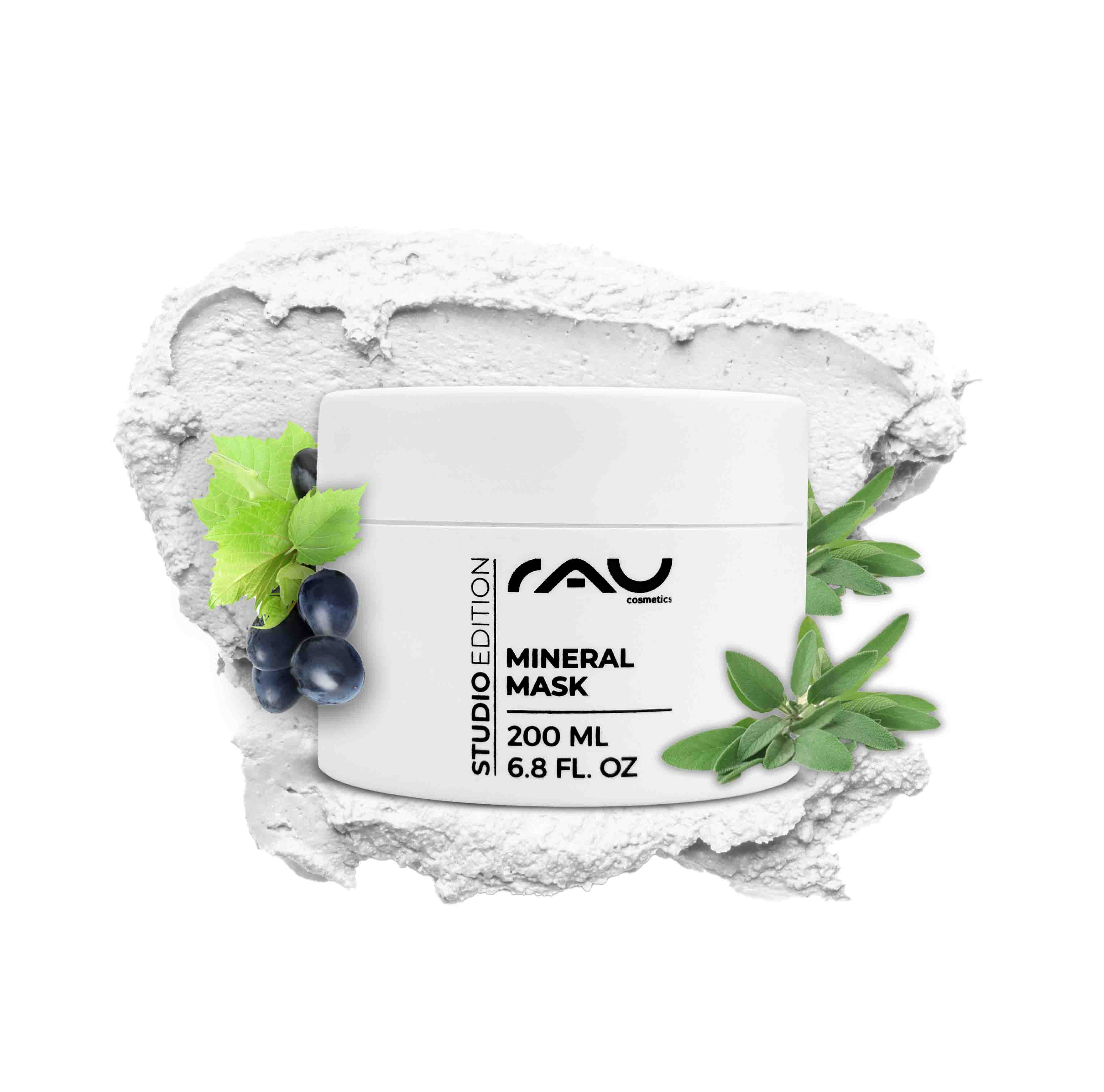 Mineral Mask 200 ml Mattierende Gesichtsmaske Mineralmaske von RAU Cosmetics in einem weißen Behälter mit grünen Blättern und dunklen Beeren, mit cremiger Textur im Hintergrund, die die Vorteile der Hautpflege für zu Akne neigende und empfindliche Haut hervorhebt.